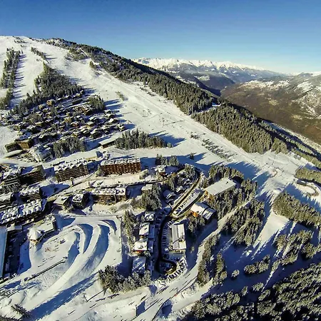 Apartment Skis Aux Pieds A Avec Balcon Et Parking - Fr-1-564-26 Courchevel